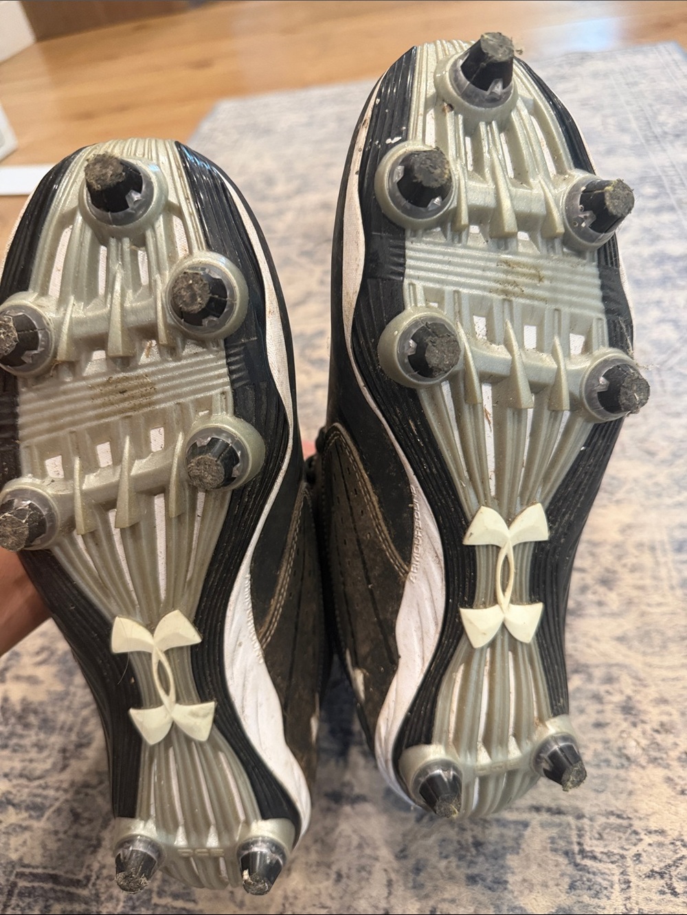 Under Armour Men’s Black and White Football Cleats - Picture 2 of 3